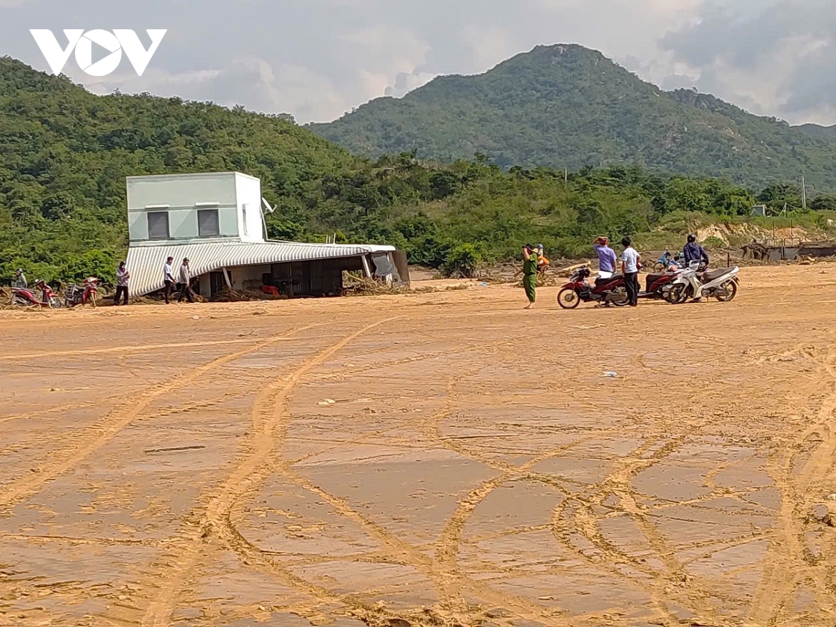 Diễn biến mới nhất vụ vỡ hồ chứa trên núi Tân Lai làm 1 người tử vong